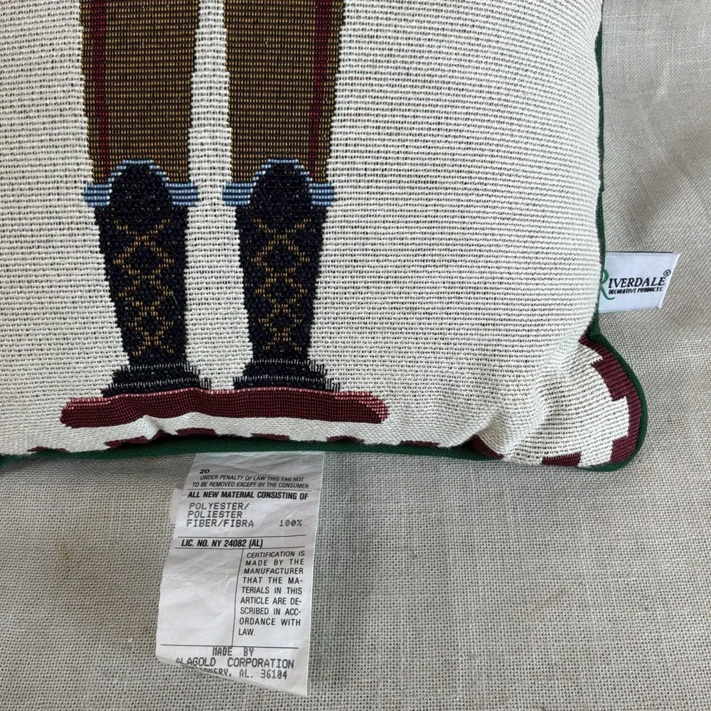NOS‎ Riverdale Nutcracker Tapestry Pillow 17